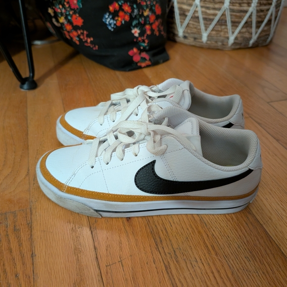 Nike Women's White and Gold Accent Sneakers - Picture 2 of 4